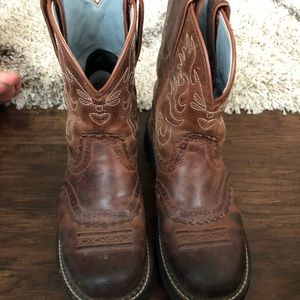 Women’s Ariat Fatbaby boots 9